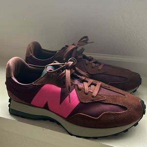 New Balance 327 Men size 13